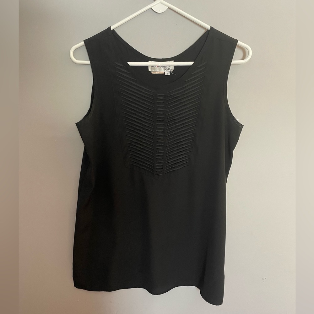 Vintage black tank with a twist